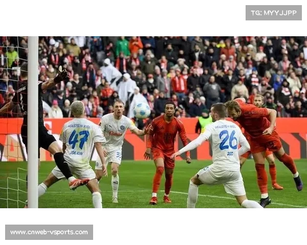 拜仁角球防守出漏送点球 对手失机未能改写比分